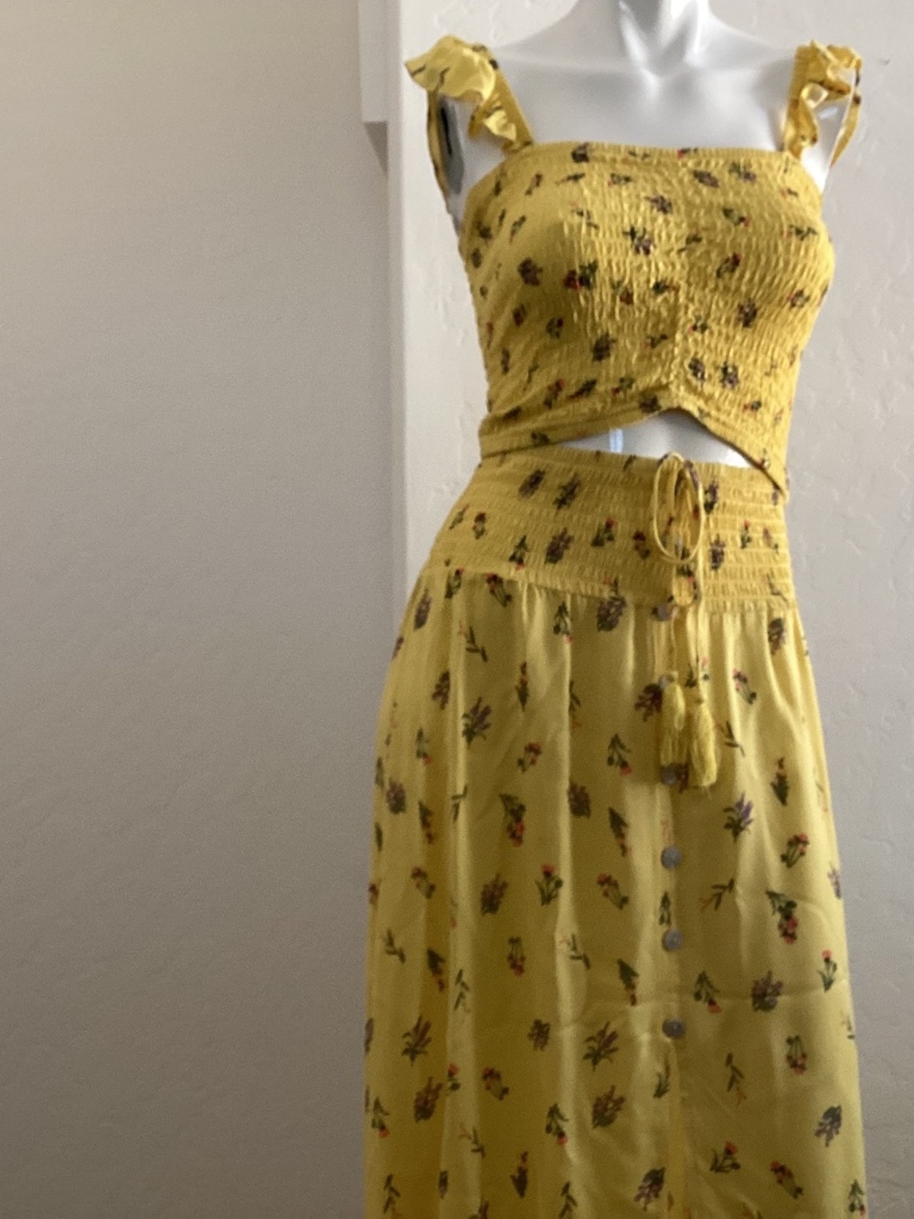 No Boundaries, size S, top/ skirt set, smocked top and at waist of skirt, yellow